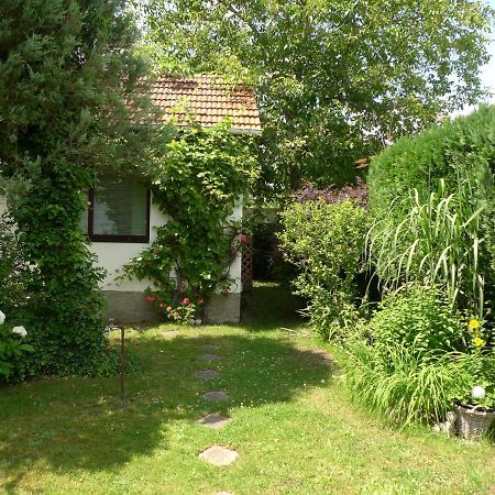 Gemuetliches Gaestehaus Berlin Bohnsdorf, Naehe Flughafen Schoenefeld Kültér fotó